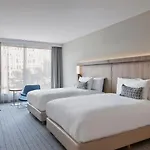 ホテル Courtyard By Marriott 4*