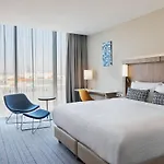 Courtyard By Marriott ホテル