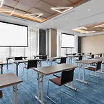 ホテル Courtyard By Marriott 4*