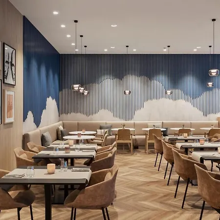 Courtyard By Marriott Otel Szczecin