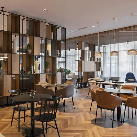 Courtyard By Marriott Otel 4*