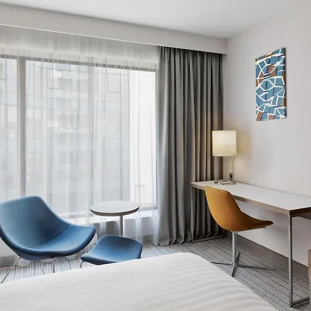 Courtyard By Marriott ホテル