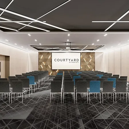 ホテル Courtyard By Marriott
