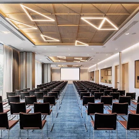 Courtyard By Marriott Otel Szczecin