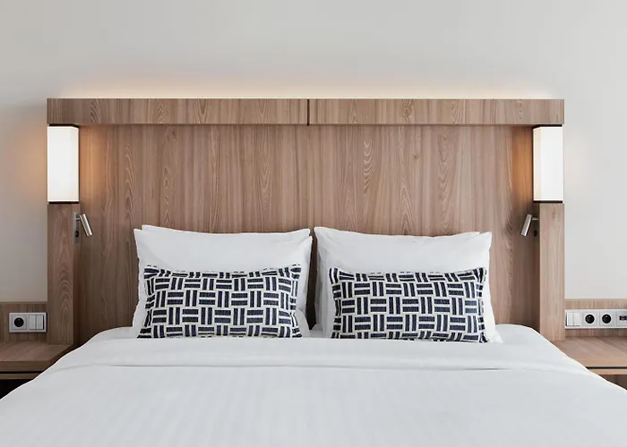 Courtyard By Marriott ホテル