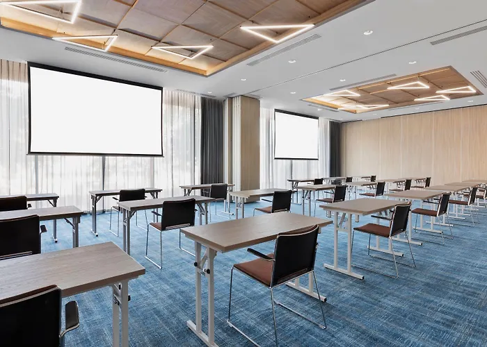 ホテル Courtyard By Marriott 4*